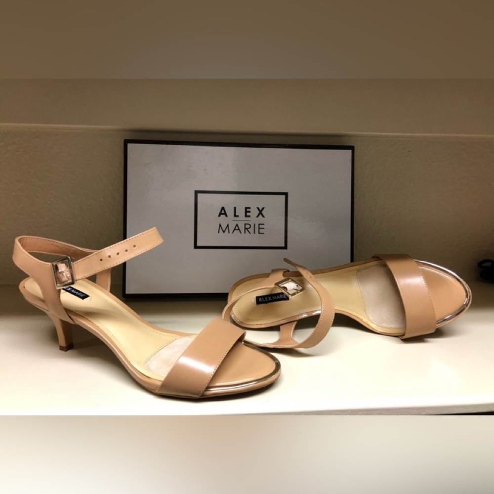 New, Alex Marie Tan Leather Sandals, Size 10 M